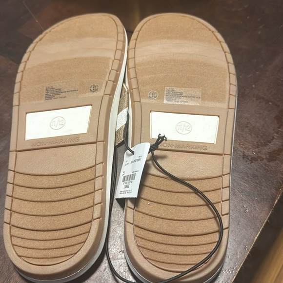 St. John\'s Bay Mens Flip-Flops Large 11/12 Tan & White New No box